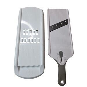 Pampered Chef Adjustable Slicer White Gray Stainless Steel Blade 1169 Guard A2